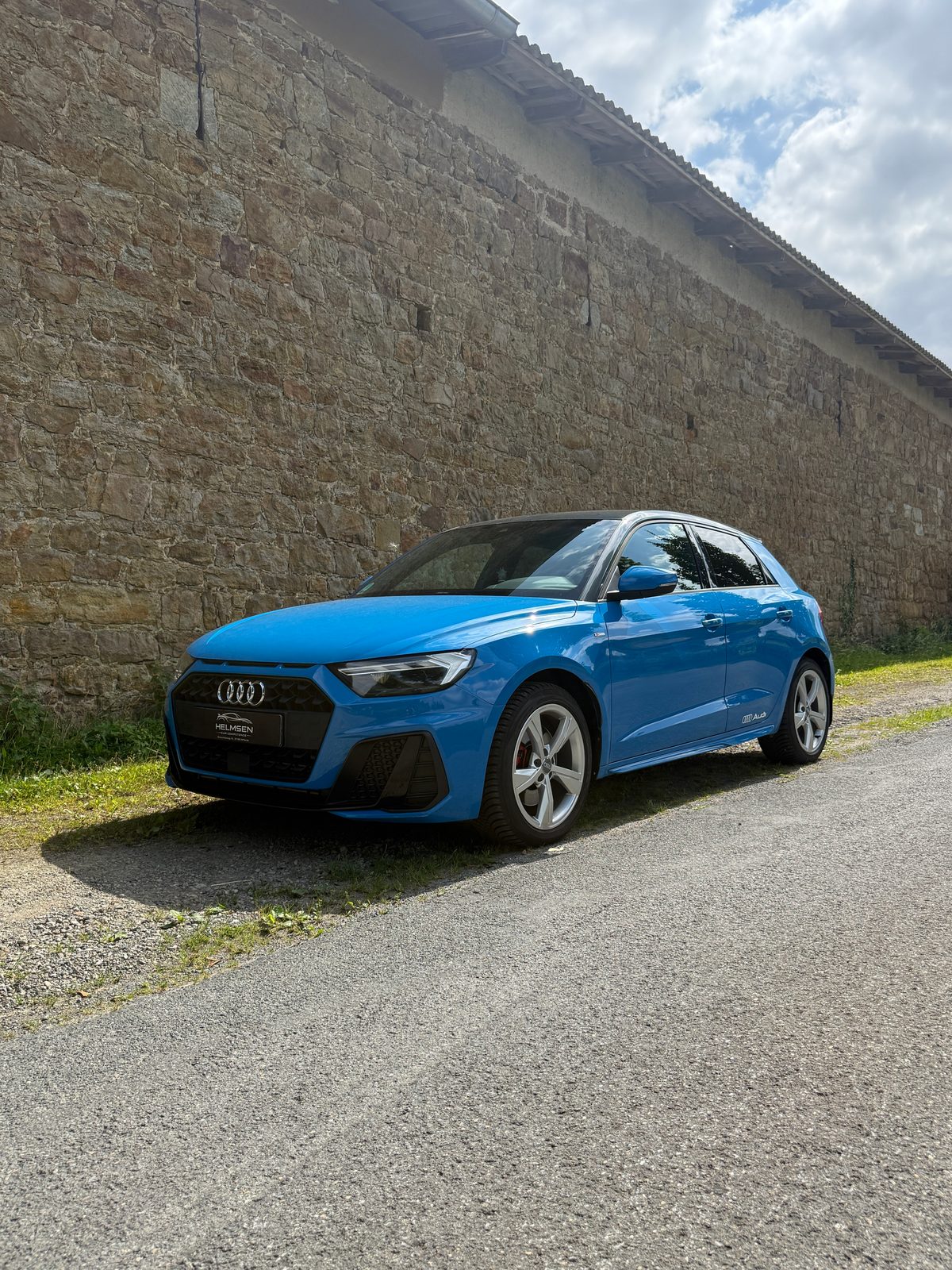 Audi A1 Sportback S line in Blau