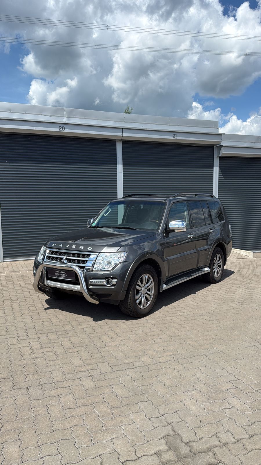 Mitsubishi Pajero nach dem Service